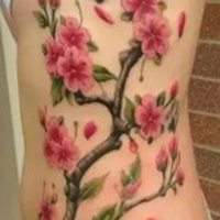 后背小图案纹身女人图片头像