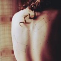 重彩色纹身女人图片头像