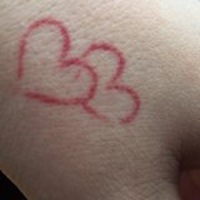 非主流个性纹身女人头像头像