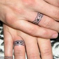 欧美风个性纹身女人图片头像 欧美风个性纹身女人图片头像