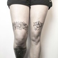 头像正面纹身女人露肩 头像正面纹身女人露肩