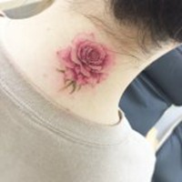 纹身女人抽烟头像+欧美原