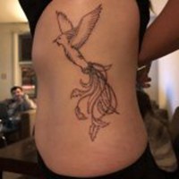 欧美纹身女人带抽烟图片头像