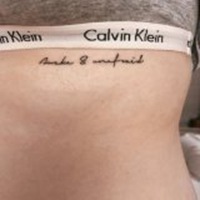 超拽纹身女人头像