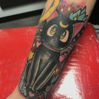 小图纹身女人情侣头像