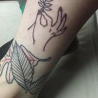 头像部位带纹身女人图片