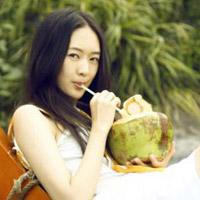 欧美辫子女生笑容头像