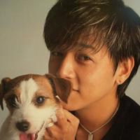 男生迷人笑容头像