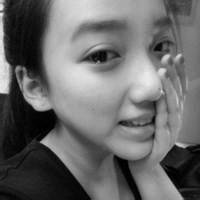 欧美女生露锁骨头像