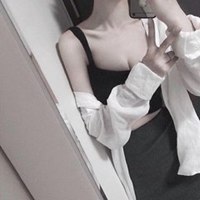 病女漏锁骨头像