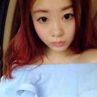 白衬衣男生锁骨头像