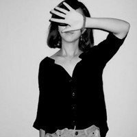 女生头像素描动漫背影图片大全