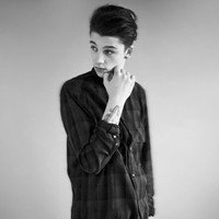 二次元伤感背影头像黑白男生头像