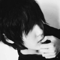 动漫黑白男生头像戴帽子