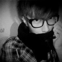 动漫冷酷帅气黑白男生头像