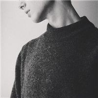 q友乐园背影黑白男生头像