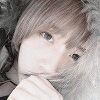 动漫黑白男生头像伤感