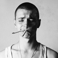 日本动漫黑白男生头像 日本动漫黑白男生头像