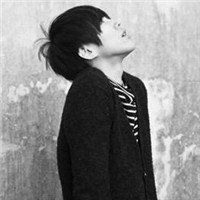 黑白男生头像高清笠图