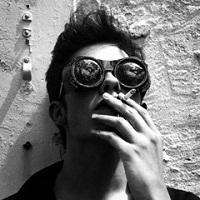 真人黑白男生头像