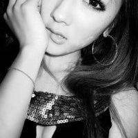 长发伤感背影头像带字头像黑白女生 长发伤感背影头像带字头像黑白女生