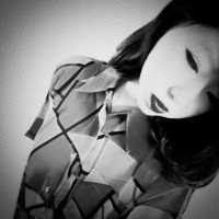 黑白女生头像动漫头像带字伤感