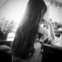 黑白女生头像一男一动漫情侣头像带字