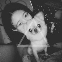 超拽背影黑白女生头像霸气头像带字