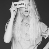 半身头像动漫情侣头像黑白女生