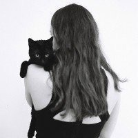 2018黑白女生头像霸气 2018黑白女生头像霸气