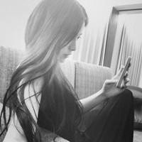 动漫戴口罩头像黑白女生头像