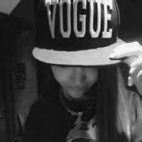 半身二次元头像黑白女生头像