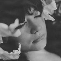 手绘二次元黑白女生头像