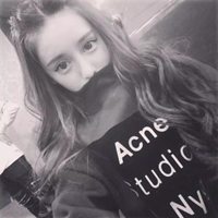 性感卡通版黑白女生头像