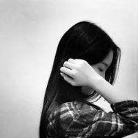 独特带字黑白女生头像