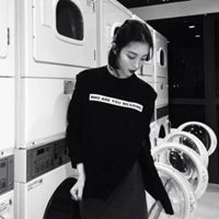 欧美黑白女生可爱头像