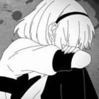 黑白女生头像不带字