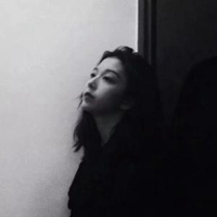 大美腿黑白女生头像 大美腿黑白女生头像