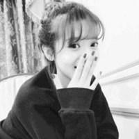 头黑白女生头像不露脸