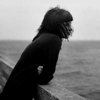 帝汉库克黑白女生头像