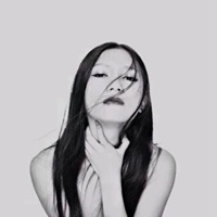 妖娆妩媚黑白女生头像