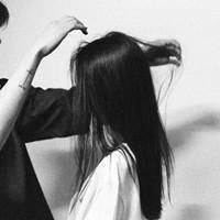 非主流女生红嘴巴纹身头像