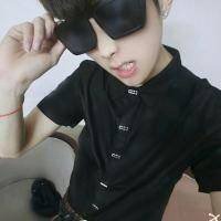 白底超小个性男生头像