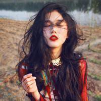 个性女生头像锁骨