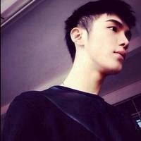 头像高冷男生动漫头像头像背影