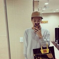 微信动漫高冷男生侧面头像