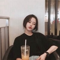 动漫霸气高冷女生带字头像