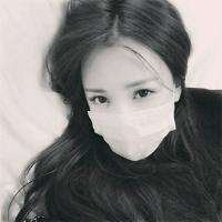 二次元头像高冷女生忧伤