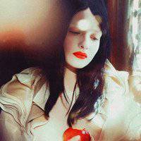 另类高冷女生微信头像