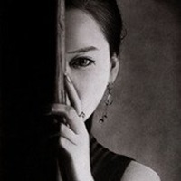 微信高冷女生神头像背影